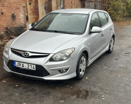 Хендай i30 2011 в Сумах на Automoto.ua Серый Хендай i30, объемом двигателя 1.4 л и пробегом 200 тыс. км за 2950 $, фото 2 на Automoto.ua