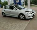 Серый Хендай i30, объемом двигателя 1.4 л и пробегом 147 тыс. км за 7500 $, фото 1 на Automoto.ua