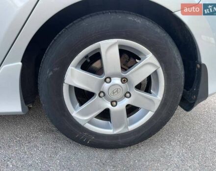 Сірий Хендай i30, об'ємом двигуна 1.4 л та пробігом 166 тис. км за 6300 $, фото 26 на Automoto.ua