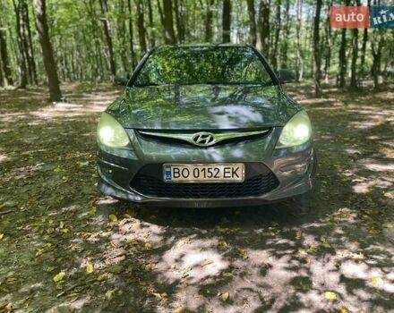 Сірий Хендай i30, об'ємом двигуна 1.58 л та пробігом 272 тис. км за 6750 $, фото 11 на Automoto.ua