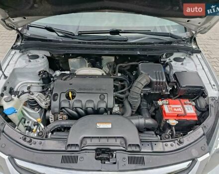 Сірий Хендай i30, об'ємом двигуна 1.4 л та пробігом 170 тис. км за 7000 $, фото 1 на Automoto.ua