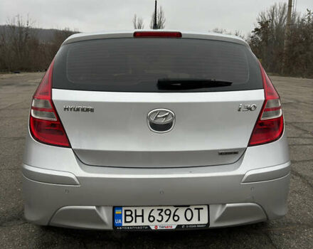 Серый Хендай i30, объемом двигателя 1.58 л и пробегом 269 тыс. км за 6200 $, фото 1 на Automoto.ua