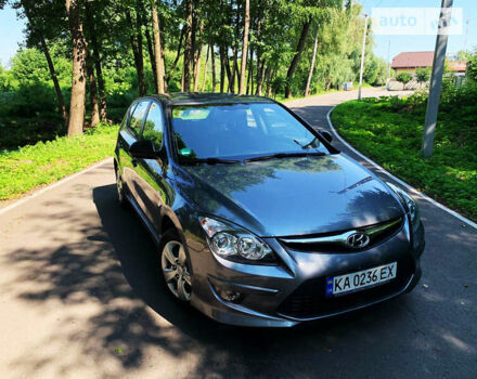 Сірий Хендай i30, об'ємом двигуна 1.4 л та пробігом 120 тис. км за 6700 $, фото 1 на Automoto.ua