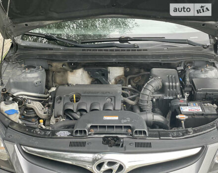 Сірий Хендай i30, об'ємом двигуна 1.4 л та пробігом 191 тис. км за 6700 $, фото 28 на Automoto.ua