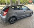 Серый Хендай i30, объемом двигателя 1.4 л и пробегом 136 тыс. км за 7200 $, фото 5 на Automoto.ua