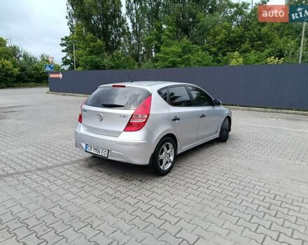 Сірий Хендай i30, об'ємом двигуна 1.4 л та пробігом 170 тис. км за 7000 $, фото 8 на Automoto.ua