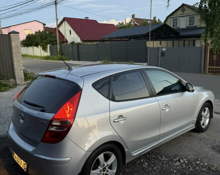 Серый Хендай i30, объемом двигателя 1.4 л и пробегом 191 тыс. км за 6000 $, фото 3 на Automoto.ua