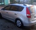 Серый Хендай i30, объемом двигателя 1.6 л и пробегом 280 тыс. км за 6500 $, фото 1 на Automoto.ua