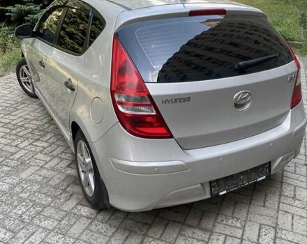 Хендай i30 2011 в Днепре (Днепропетровске) на Automoto.ua Серый Хендай i30, объемом двигателя 1.4 л и пробегом 128 тыс. км за 7000 $, фото 1 на Automoto.ua