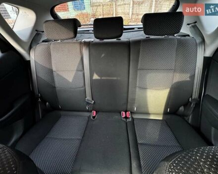 Сірий Хендай i30, об'ємом двигуна 1.4 л та пробігом 162 тис. км за 6490 $, фото 18 на Automoto.ua