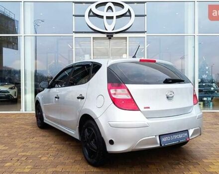 Серый Хендай i30, объемом двигателя 1.4 л и пробегом 183 тыс. км за 6018 $, фото 1 на Automoto.ua