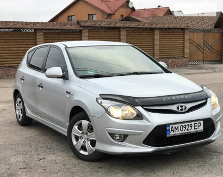 Сірий Хендай i30, об'ємом двигуна 1.6 л та пробігом 192 тис. км за 6750 $, фото 4 на Automoto.ua