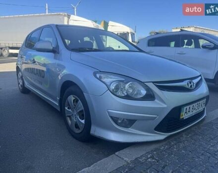 Серый Хендай i30, объемом двигателя 1.4 л и пробегом 295 тыс. км за 6200 $, фото 13 на Automoto.ua