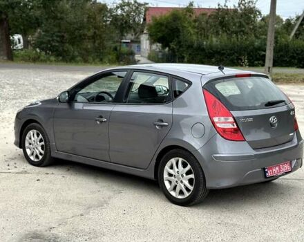 Серый Хендай i30, объемом двигателя 1.6 л и пробегом 165 тыс. км за 7150 $, фото 14 на Automoto.ua