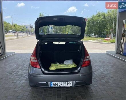 Серый Хендай i30, объемом двигателя 1.4 л и пробегом 136 тыс. км за 7200 $, фото 21 на Automoto.ua
