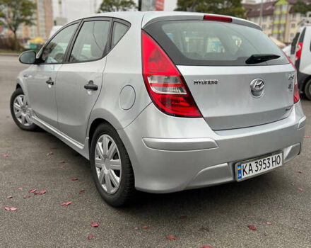 Серый Хендай i30, объемом двигателя 1.58 л и пробегом 284 тыс. км за 6200 $, фото 3 на Automoto.ua