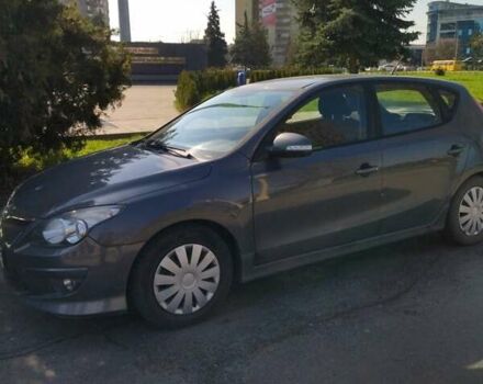 Сірий Хендай i30, об'ємом двигуна 1.4 л та пробігом 210 тис. км за 7500 $, фото 1 на Automoto.ua