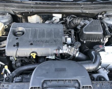 Серый Хендай i30, объемом двигателя 1.6 л и пробегом 280 тыс. км за 6000 $, фото 12 на Automoto.ua