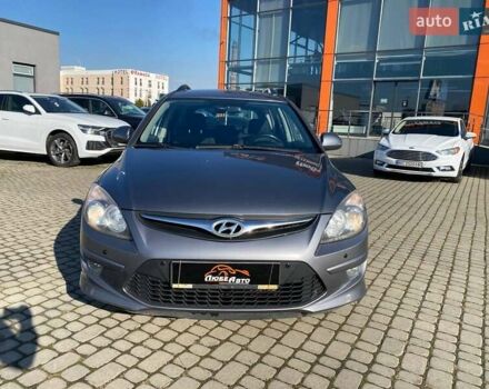 Серый Хендай i30, объемом двигателя 1.59 л и пробегом 269 тыс. км за 6500 $, фото 1 на Automoto.ua