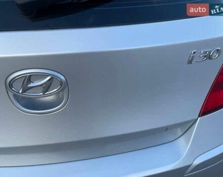 Сірий Хендай i30, об'ємом двигуна 1.4 л та пробігом 166 тис. км за 6300 $, фото 12 на Automoto.ua