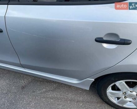 Сірий Хендай i30, об'ємом двигуна 1.4 л та пробігом 166 тис. км за 6300 $, фото 9 на Automoto.ua