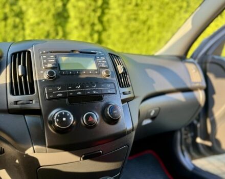 Серый Хендай i30, объемом двигателя 1.4 л и пробегом 161 тыс. км за 5999 $, фото 19 на Automoto.ua