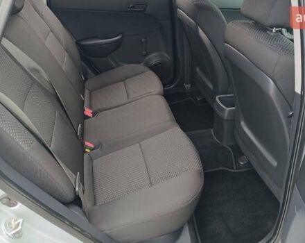 Серый Хендай i30, объемом двигателя 1.4 л и пробегом 183 тыс. км за 6018 $, фото 6 на Automoto.ua