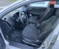 Серый Хендай i30, объемом двигателя 1.4 л и пробегом 295 тыс. км за 6200 $, фото 7 на Automoto.ua