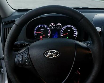 Серый Хендай i30, объемом двигателя 1.4 л и пробегом 178 тыс. км за 8000 $, фото 16 на Automoto.ua