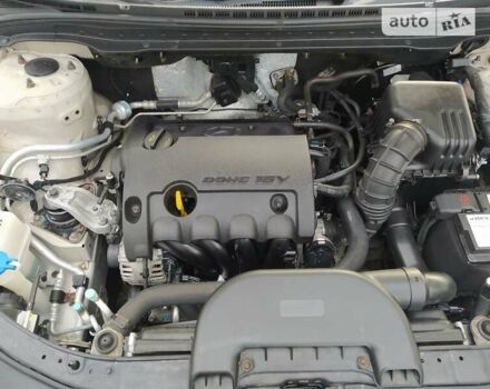 Сірий Хендай i30, об'ємом двигуна 1.4 л та пробігом 146 тис. км за 6399 $, фото 6 на Automoto.ua