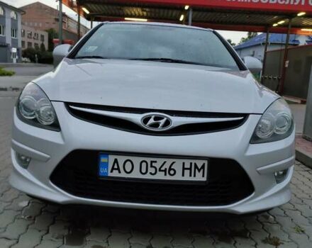 Серый Хендай i30, объемом двигателя 1.4 л и пробегом 175 тыс. км за 6000 $, фото 18 на Automoto.ua