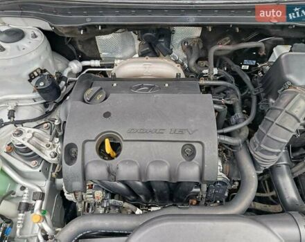 Сірий Хендай i30, об'ємом двигуна 1.4 л та пробігом 170 тис. км за 7000 $, фото 10 на Automoto.ua
