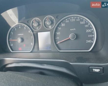 Сірий Хендай i30, об'ємом двигуна 1.4 л та пробігом 191 тис. км за 5200 $, фото 8 на Automoto.ua