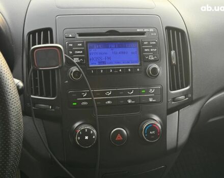 Серый Хендай i30, объемом двигателя 1.4 л и пробегом 162 тыс. км за 6490 $, фото 16 на Automoto.ua