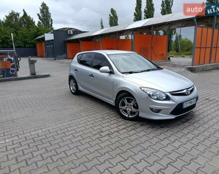 Сірий Хендай i30, об'ємом двигуна 1.4 л та пробігом 170 тис. км за 7000 $, фото 2 на Automoto.ua