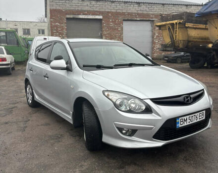 Серый Хендай i30, объемом двигателя 1.4 л и пробегом 300 тыс. км за 6200 $, фото 2 на Automoto.ua