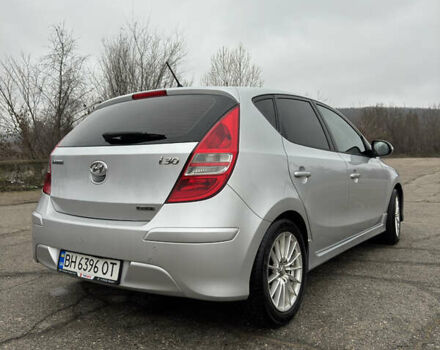 Серый Хендай i30, объемом двигателя 1.58 л и пробегом 269 тыс. км за 6200 $, фото 3 на Automoto.ua