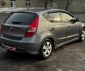 Серый Хендай i30, объемом двигателя 1.4 л и пробегом 162 тыс. км за 6490 $, фото 6 на Automoto.ua