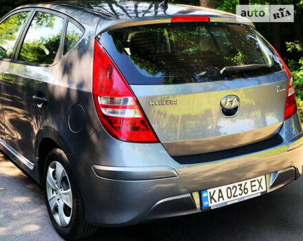 Сірий Хендай i30, об'ємом двигуна 1.4 л та пробігом 120 тис. км за 6700 $, фото 4 на Automoto.ua