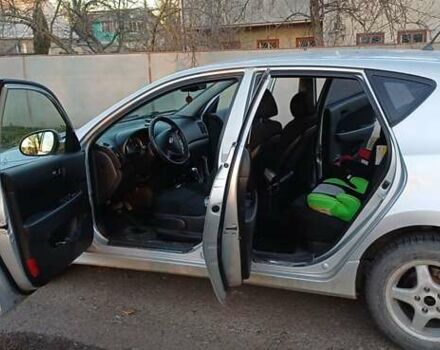 Серый Хендай i30, объемом двигателя 1.58 л и пробегом 230 тыс. км за 7600 $, фото 8 на Automoto.ua