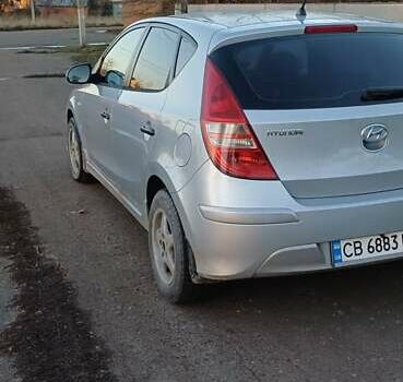 Серый Хендай i30, объемом двигателя 1.58 л и пробегом 230 тыс. км за 7600 $, фото 10 на Automoto.ua