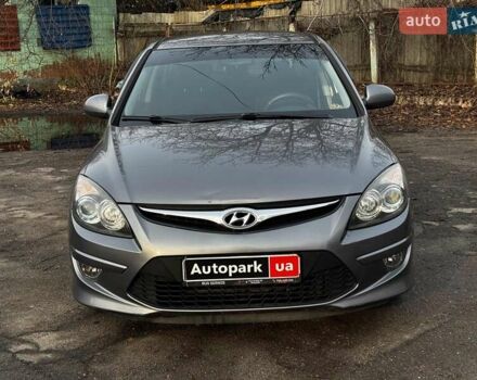 Сірий Хендай i30, об'ємом двигуна 1.4 л та пробігом 162 тис. км за 6490 $, фото 1 на Automoto.ua