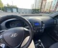 Серый Хендай i30, объемом двигателя 1.4 л и пробегом 167 тыс. км за 5600 $, фото 18 на Automoto.ua
