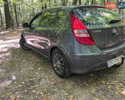 Сірий Хендай i30, об'ємом двигуна 1.58 л та пробігом 272 тис. км за 6750 $, фото 9 на Automoto.ua
