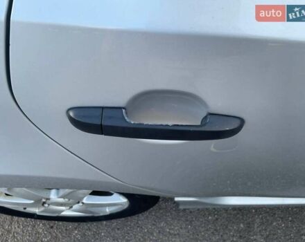 Сірий Хендай i30, об'ємом двигуна 1.4 л та пробігом 166 тис. км за 6300 $, фото 29 на Automoto.ua