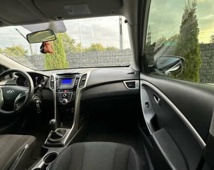 Серый Хендай i30, объемом двигателя 1.4 л и пробегом 246 тыс. км за 7200 $, фото 10 на Automoto.ua