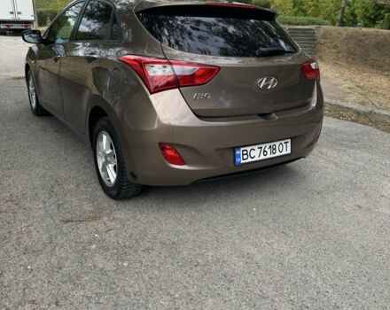 Сірий Хендай i30, об'ємом двигуна 1.4 л та пробігом 211 тис. км за 6500 $, фото 4 на Automoto.ua