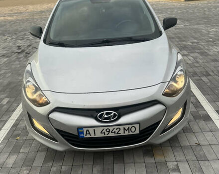 Серый Хендай i30, объемом двигателя 1.4 л и пробегом 246 тыс. км за 7200 $, фото 2 на Automoto.ua