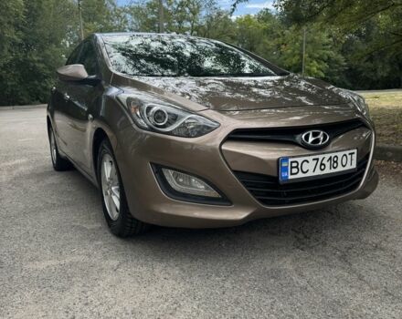 Сірий Хендай i30, об'ємом двигуна 1.4 л та пробігом 211 тис. км за 6500 $, фото 8 на Automoto.ua