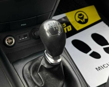 Серый Хендай i30, объемом двигателя 1.6 л и пробегом 245 тыс. км за 7500 $, фото 13 на Automoto.ua